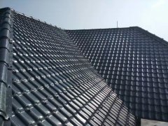 什么材料影響合成樹脂瓦使用壽命？一般能用多